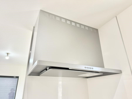 ���̑����� �ݔ����������̏��C����������C��ɗU������A�����I�ɔr�����ł��܂��B