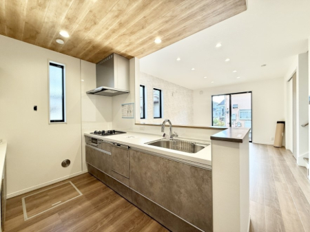 �L�b�`�� ���������������̖��@��������A���ʂȃL�b�`��