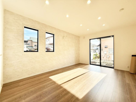 ���r���O ���������났�ƏΊ炪�W�܂�A�S���܂郊�r���O