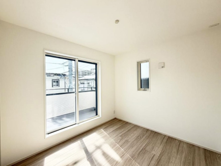 ���̑����� �傫�ȑ��͊J����������A���邳�ʕ��o�b�`���ł�