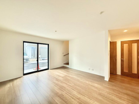 ���̑����� �������Ƒ��̏Ί炪���ӂ��A���났�̋��