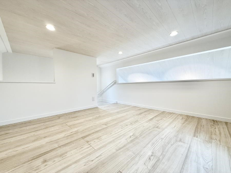 ���[ ��Ԃ��ő���ɗ��p�ł��郍�t�g�X�y�[�X�ł�