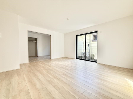 ���r���O �����������������Ɠ��ʂɂ���A�e���̋��