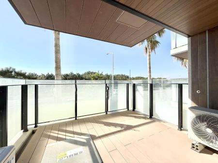 �o���R�j�[ ������ �G�߂̈ڂ낢����������J���I�ȋ�Ԃł�