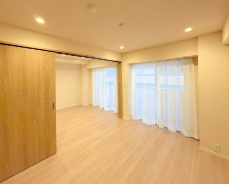 ���r���O �������i�`�������ȃ��r���O�͂ǂ�ȃC���e���A�ɂ������܂�