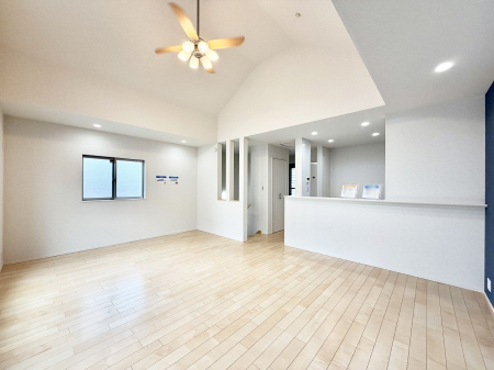 ���r���O �������S���������ꏊ�A�������߂����郊�r���O