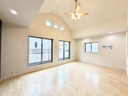 ���r���O ���������ƕ���������A�����b�N�X�ł�����