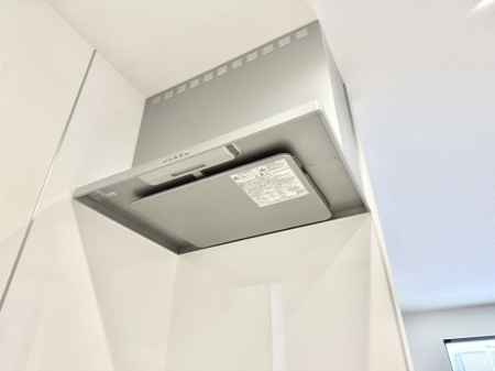 ���̑����� �ݔ����������̏��C����������C��ɗU������A�����I�ɔr�����ł��܂��B