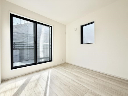 ���̑����� �������傫�ȑ��͊J����������A���邳�ʕ��o�b�`���ł�