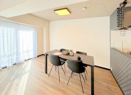 ���r���O �傫�ȑ�����������薾�邢��Ԃł��������������܂�