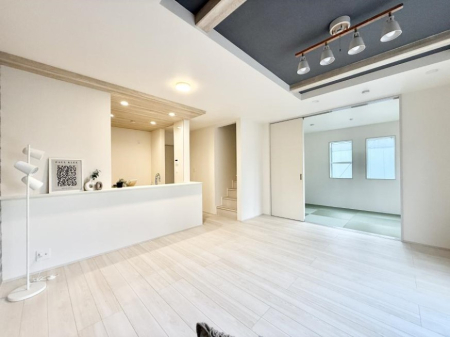 ���r���O ���������ƕ���������A�����b�N�X�ł�����