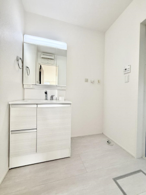 ���ʑ�E���ʏ� �������Ƒ��݂�Ȃ��g���₷���z�u�ł�