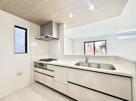 �L�b�`�� �������Ƒ��ƂȂ���A�R�~���j�P�[�V�����̏�