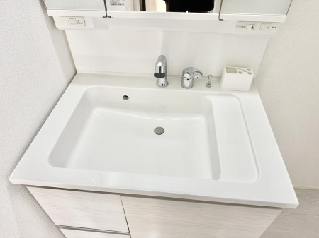 ���̑����� �ݔ����ׂ��������܂Ő􂢂₷���֗��ȃn���h�V�����[�t��