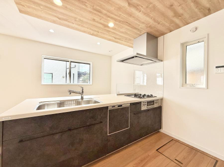 �L�b�`�� ����