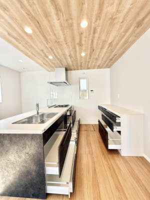 �L�b�`�� ����