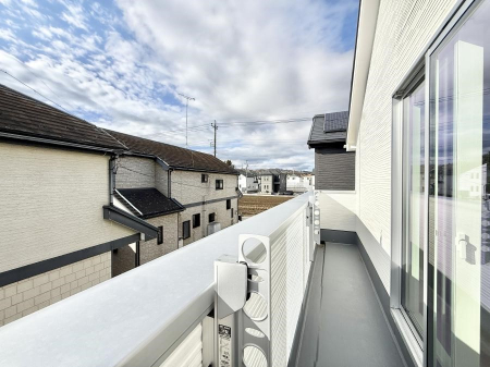 �o���R�j�[ ������ ���R��g�߂Ɋ�����A�J���I�ȃo���R�j�[