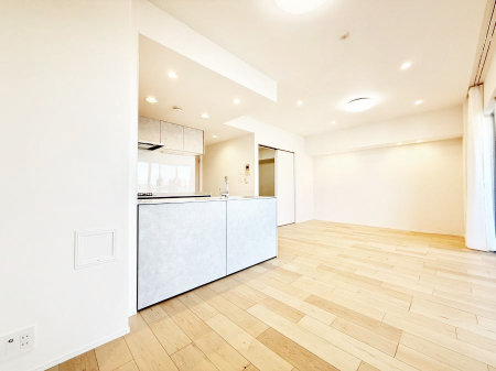 ���r���O �����������������Ɠ��ʂɂ���A�e���̋��