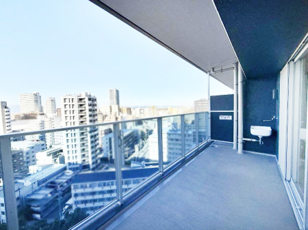 �o���R�j�[ ������ ��𒭂߂Ȃ���A�ق��ƈꑧ������ʂȋ��