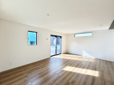 ���r���O ���������R�Ɖ�b�����܂��A�S�n�悢�ЂƂƂ�