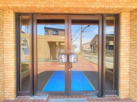 �G���g�����X �O�ρ��������̂���G���g�����X�͉��K�Ȗ����̎n�܂�����o���܂�