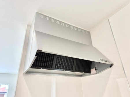 ���̑����� �ݔ����������̏��C����������C��ɗU������A�����I�ɔr�����ł��܂��B