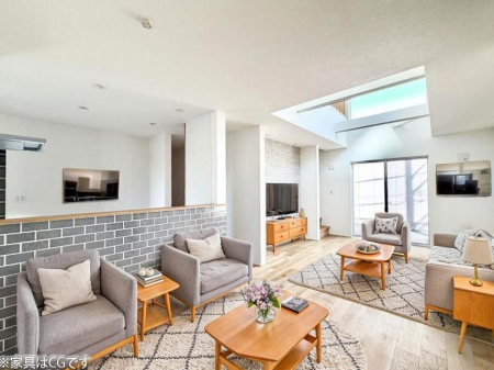 ���r���O �㕔�������ŊJ�����Ɩ��邳�ǍD�̃��r���O�ł��I  