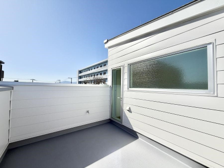 �o���R�j�[ �J���I�ȍL���Ő��󕨂����������łȂ����܂��܂Ȋy���ݕ����ł��܂�  