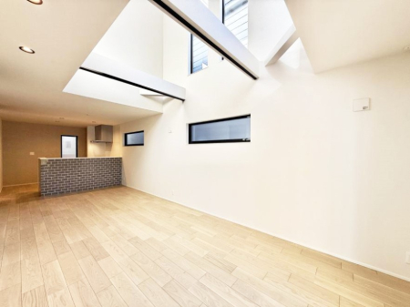 ���̑����� �������z�������˂����ޖ��邢LDK�͉Ƒ��ł̂�т芰���܂���  