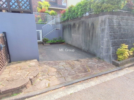  �O�ρ�����ɃJ�[�X�y�[�X������Ə�����܂�