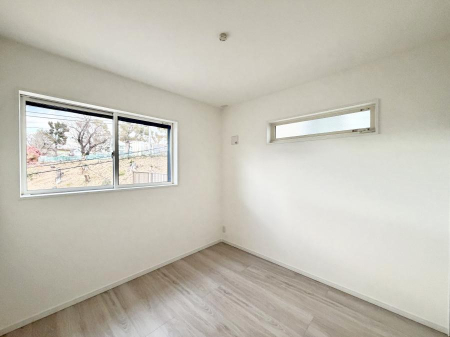 ���̑����� 2�ʍ̌��Ŗ��邢�����I