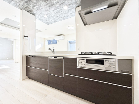 �L�b�`�� �������Ƒ����J��[�߂�A������̂���L�b�`��