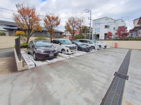 ���ԏ� �O�ρ����K�Ȓ��ԃX�y�[�X�ň��S