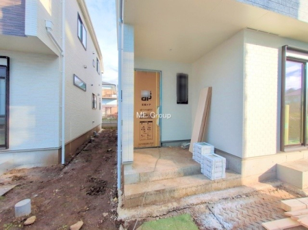 ���� �O��