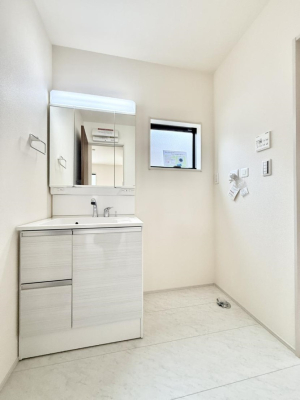 ���ʑ�E���ʏ� ���������邢���ʏ��͖����̎��������y�����ł����Ⴂ�����ł���