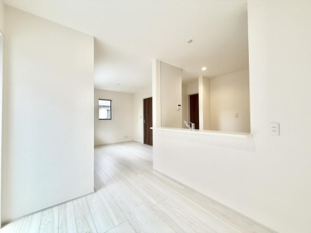 ���r���O ���������R�Ɖ�b�����܂��A�S�n�悢�ЂƂƂ�