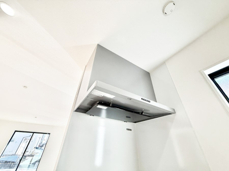 ���̑����� �ݔ����������̏��C����������C��ɗU������A�����I�ɔr�����ł��܂��B