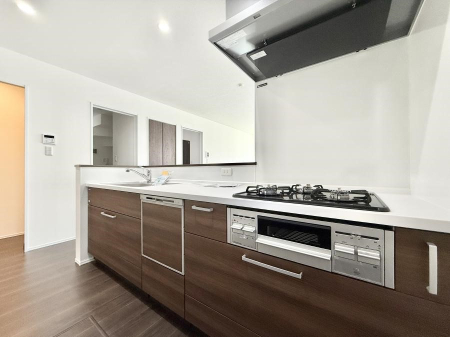 �L�b�`�� �����������������Ɗy�����Ȃ�A���K�ȃL�b�`�����