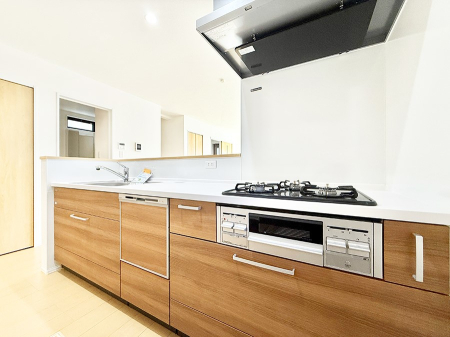 �L�b�`�� �����������������Ԃ����܂��A�Ί炠�ӂ��L�b�`��