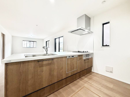 �L�b�`�� �������V���v���Ŕ������S�n�悢���Ԃ𐶂ރL�b�`�����