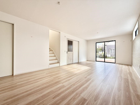 ���r���O ���������C�ɓ���̏ꏊ�ŁA�̂�т�Ƃ������Ԃ�