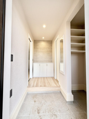 ���� ������ �V���v���Ŕ������A���K�ȕ�炵�̓����