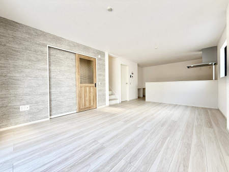 ���r���O ���������C�ɓ���̏ꏊ�ŁA�̂�т�Ƃ������Ԃ�