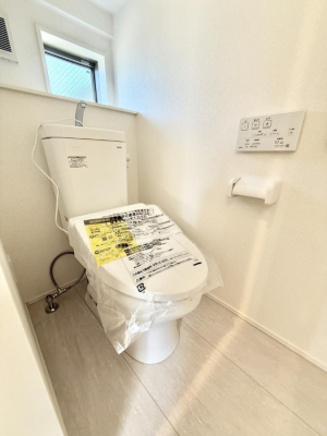 �g�C�� ���邭����������g�C��  