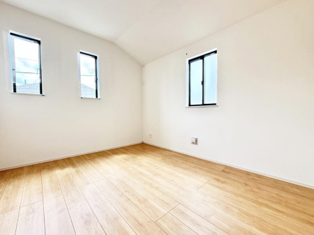 �Q�� ���������̔z�u��ʋC���̗ǂ��݌v�ŕ����̋�C�������炸�A��ɐV�N�ȋ�C������܂�