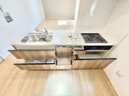 �L�b�`�� ���[�͖L�x�ȃV�X�e���L�b�`���ł��I