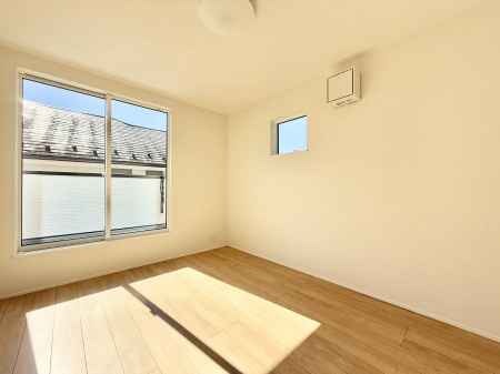 ���̑����� �傫�ȑ��͊J����������A���邳�ʕ��o�b�`���ł�  