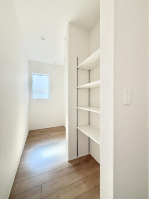 ���[ �֗��ȃ����h���[�R�[�i�[������ƁA���󕨂��Еt���₷���ł���