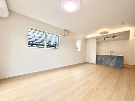 ���̑����� �������ӂƂ����u�ԂɍK����������A�S�n�悢�ꏊ