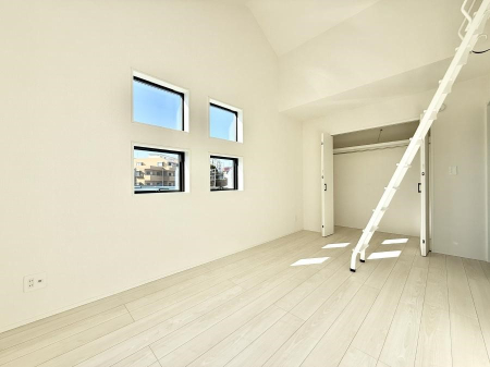 �Q�� �L�x�Ȏ��[�X�y�[�X�I  